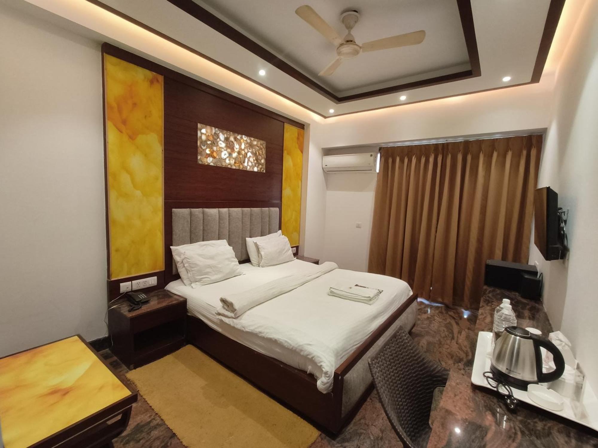 Jjk Rukmini Vilas Hotel & Banquet Muzaffarpur Eksteriør bilde