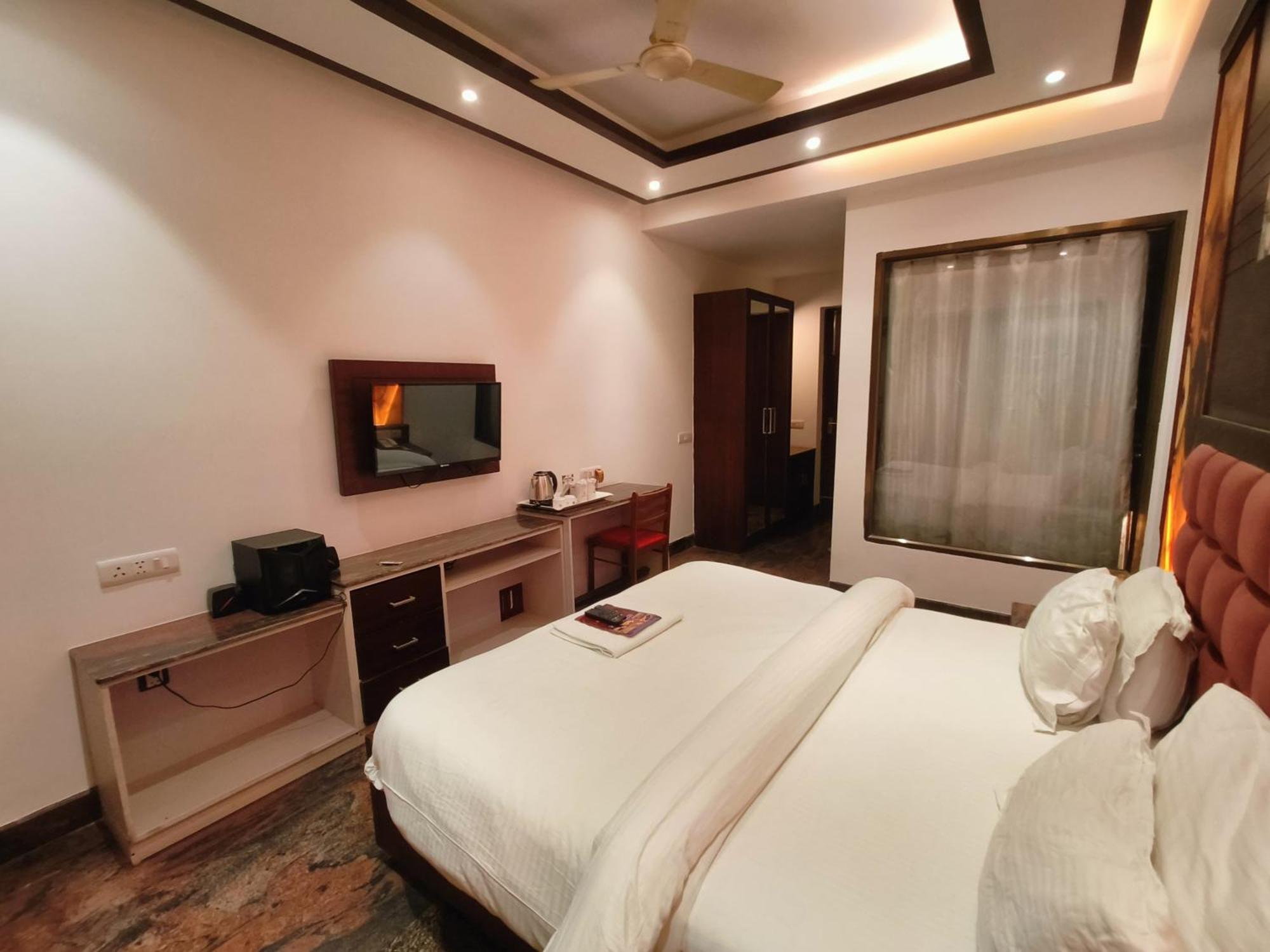 Jjk Rukmini Vilas Hotel & Banquet Muzaffarpur Eksteriør bilde