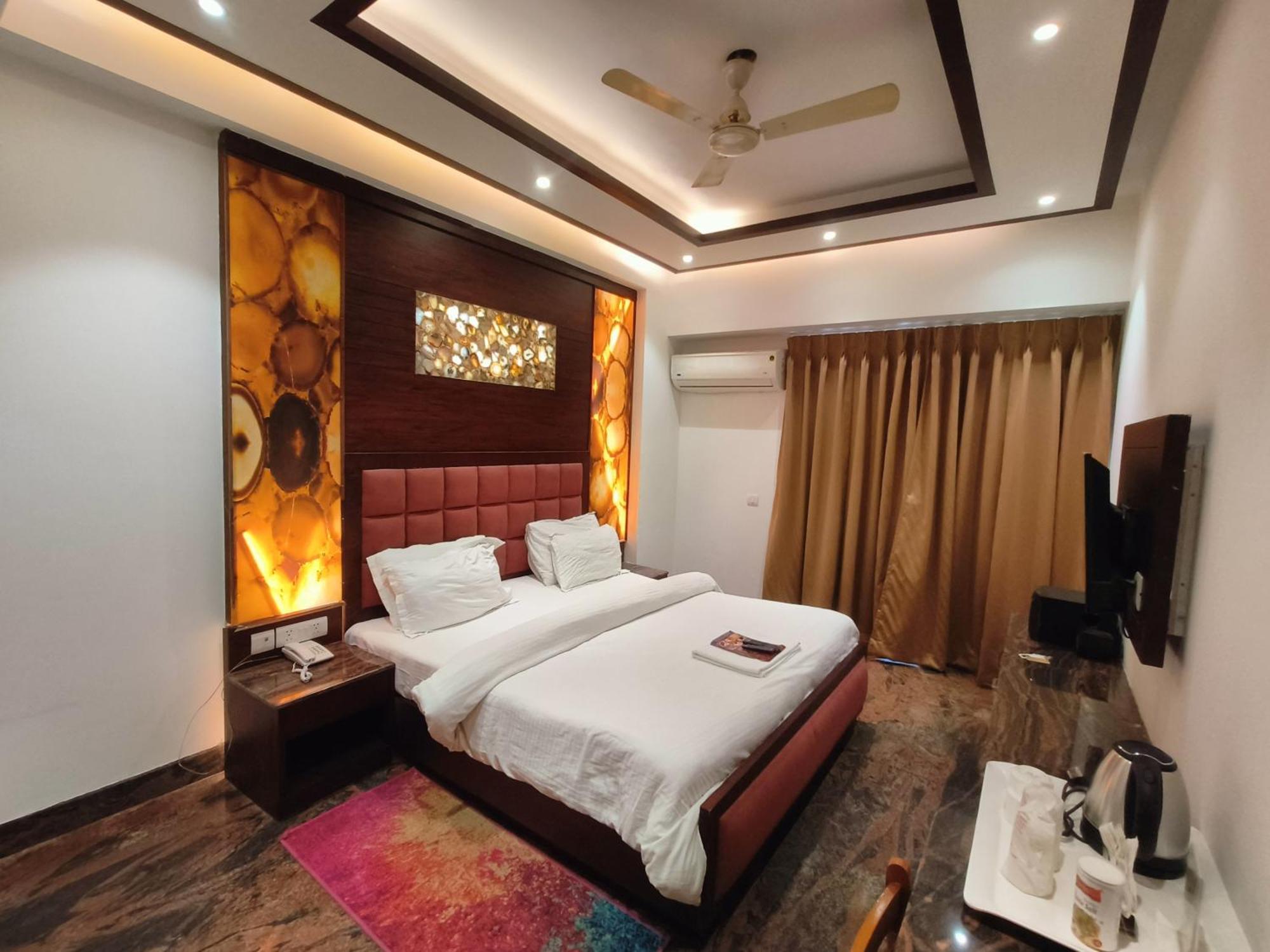 Jjk Rukmini Vilas Hotel & Banquet Muzaffarpur Eksteriør bilde