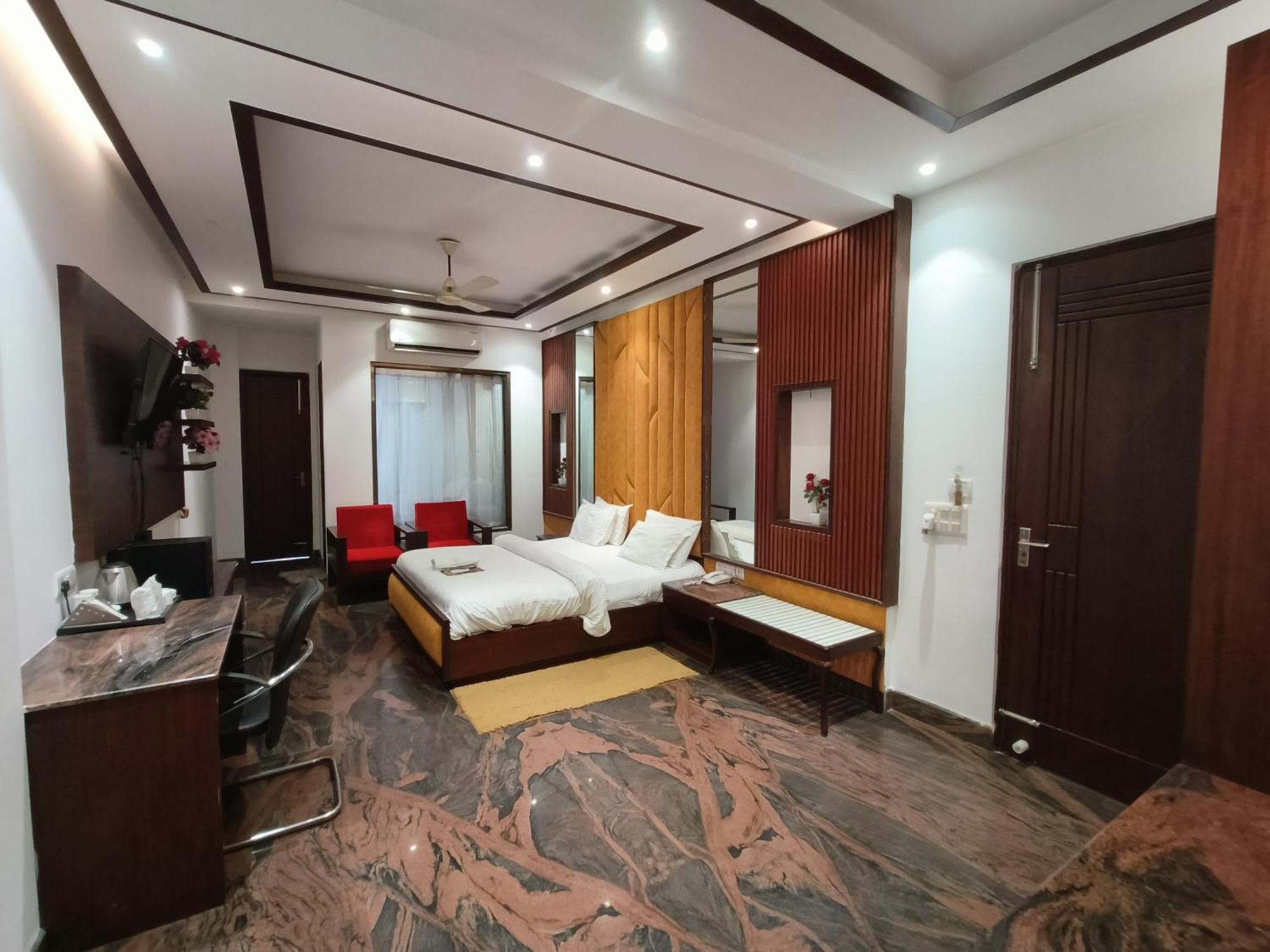 Jjk Rukmini Vilas Hotel & Banquet Muzaffarpur Eksteriør bilde