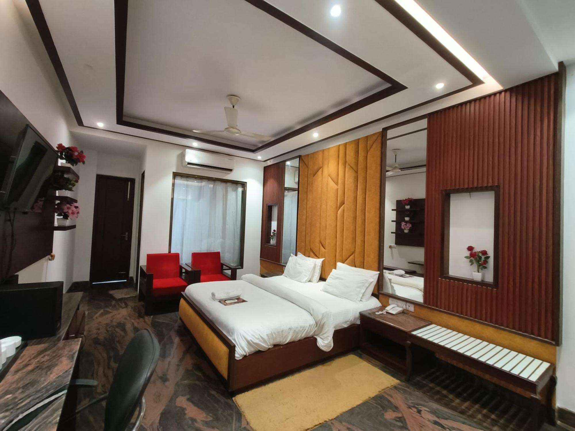 Jjk Rukmini Vilas Hotel & Banquet Muzaffarpur Eksteriør bilde