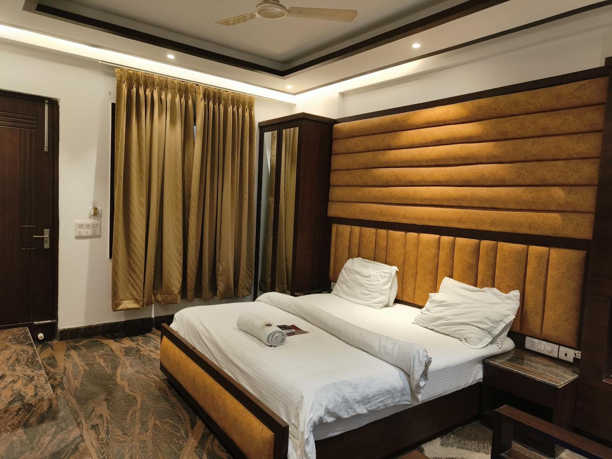 Jjk Rukmini Vilas Hotel & Banquet Muzaffarpur Eksteriør bilde