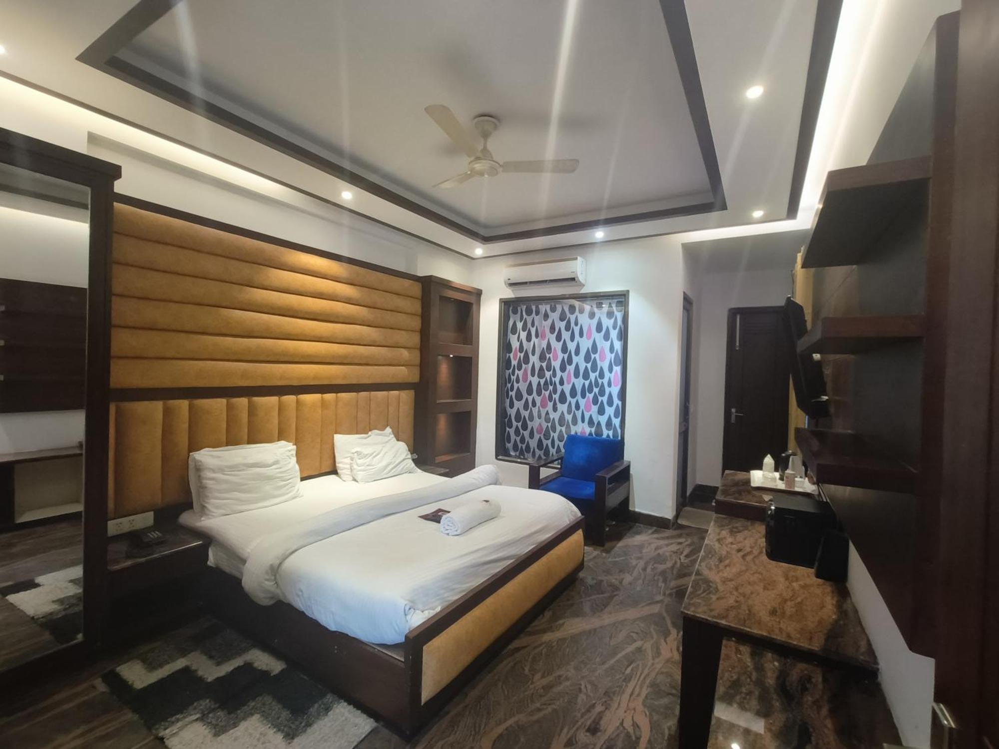 Jjk Rukmini Vilas Hotel & Banquet Muzaffarpur Eksteriør bilde